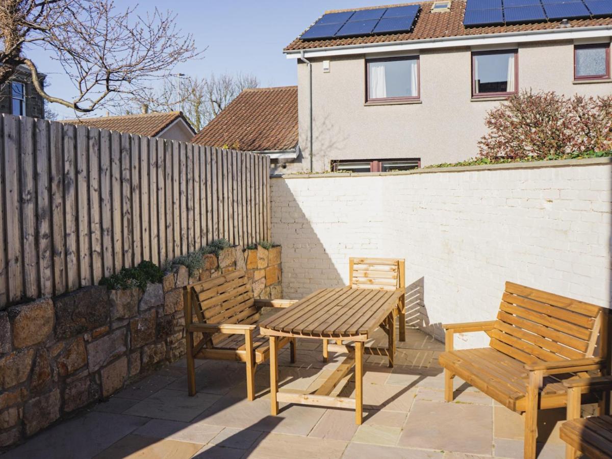 Pass The Keys The Old Stables, The Loan, Anstruther Exterior photo